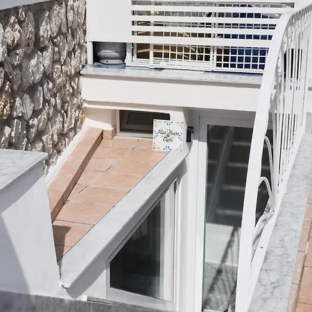 招待所 Mas House *